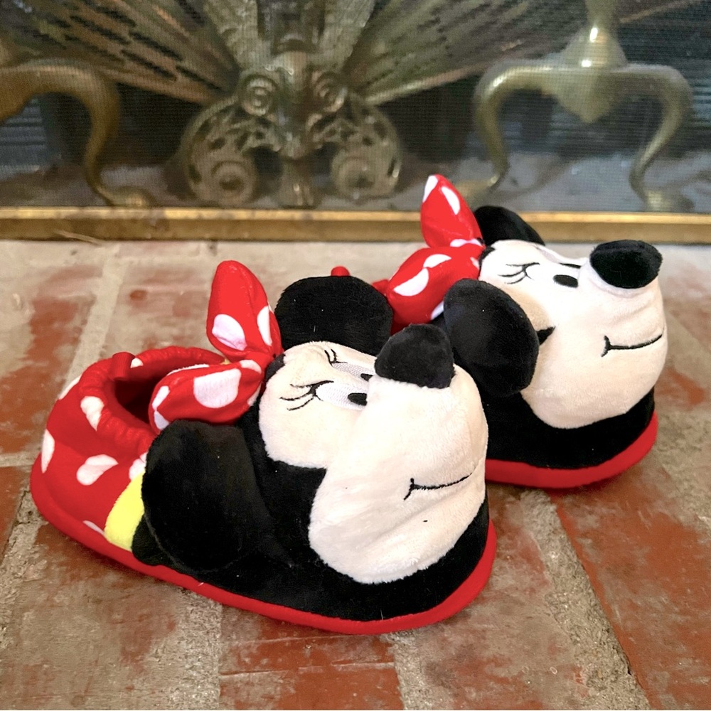 Disney Minnie Mouse Toddler Slippers, NWOT size 9/10
